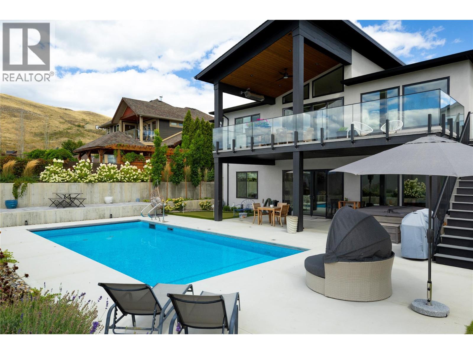 640 Mt. Ida Crescent, Coldstream