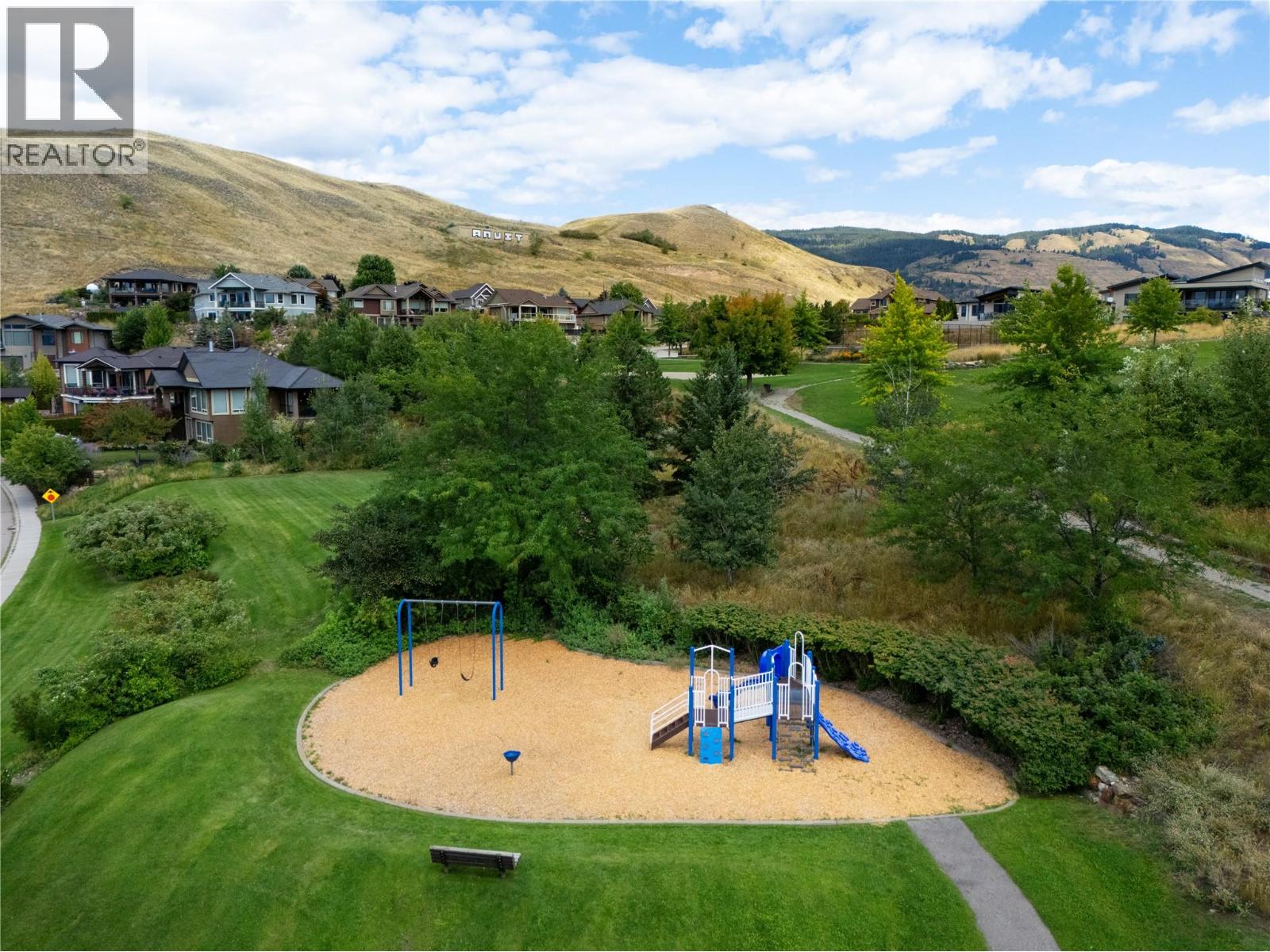 640 Mt. Ida Crescent, Coldstream