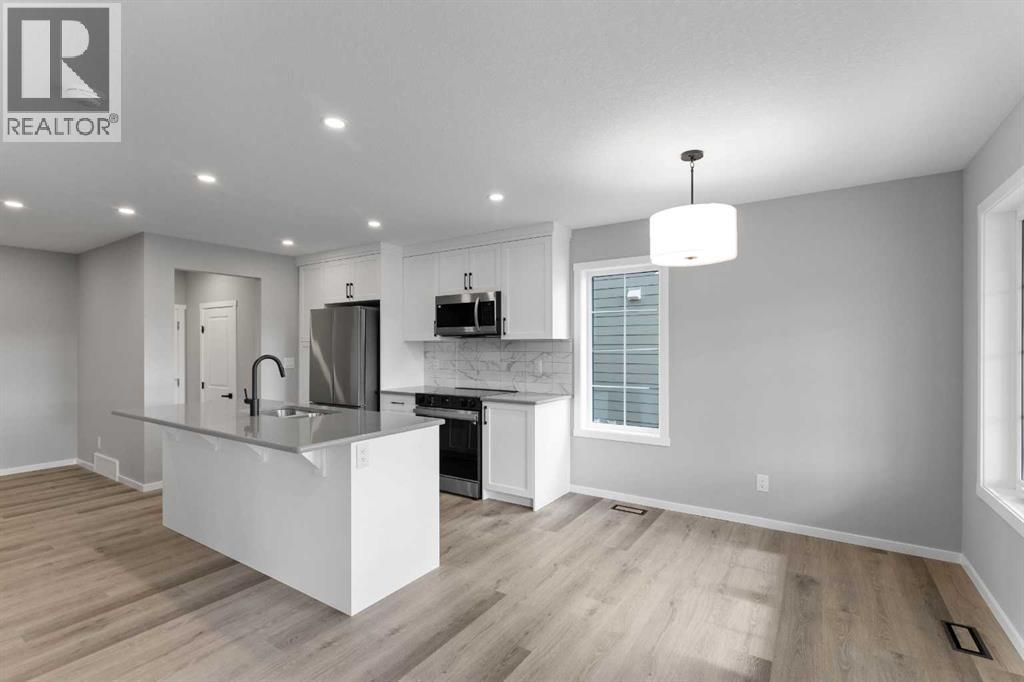 Photo 14 of 225 Yorkville Boulevard Sw, Calgary AB