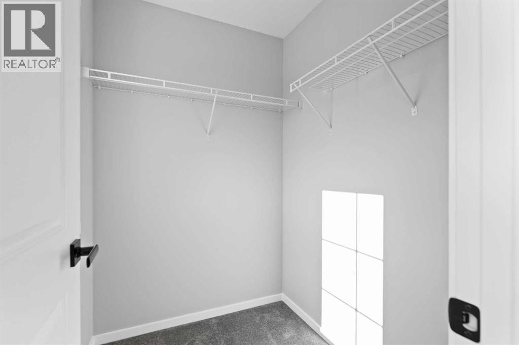 Photo 33 of 225 Yorkville Boulevard Sw, Calgary AB