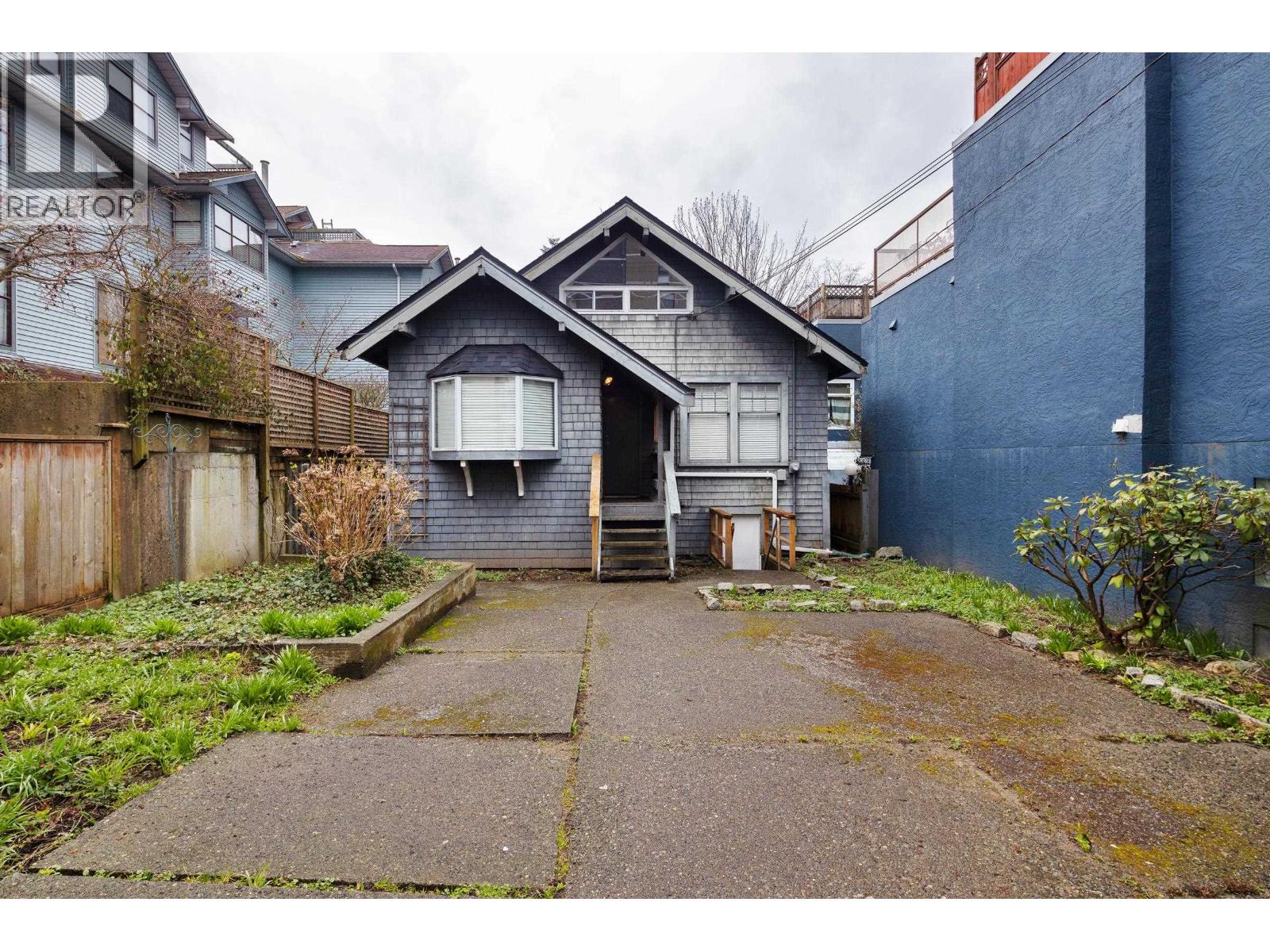 Photo 14 of 1511 Barclay Street, Vancouver BC
