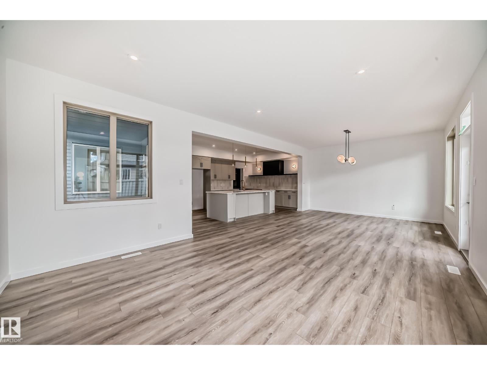 Photo 16 of 1401 Ainslie Wd Sw, Edmonton AB