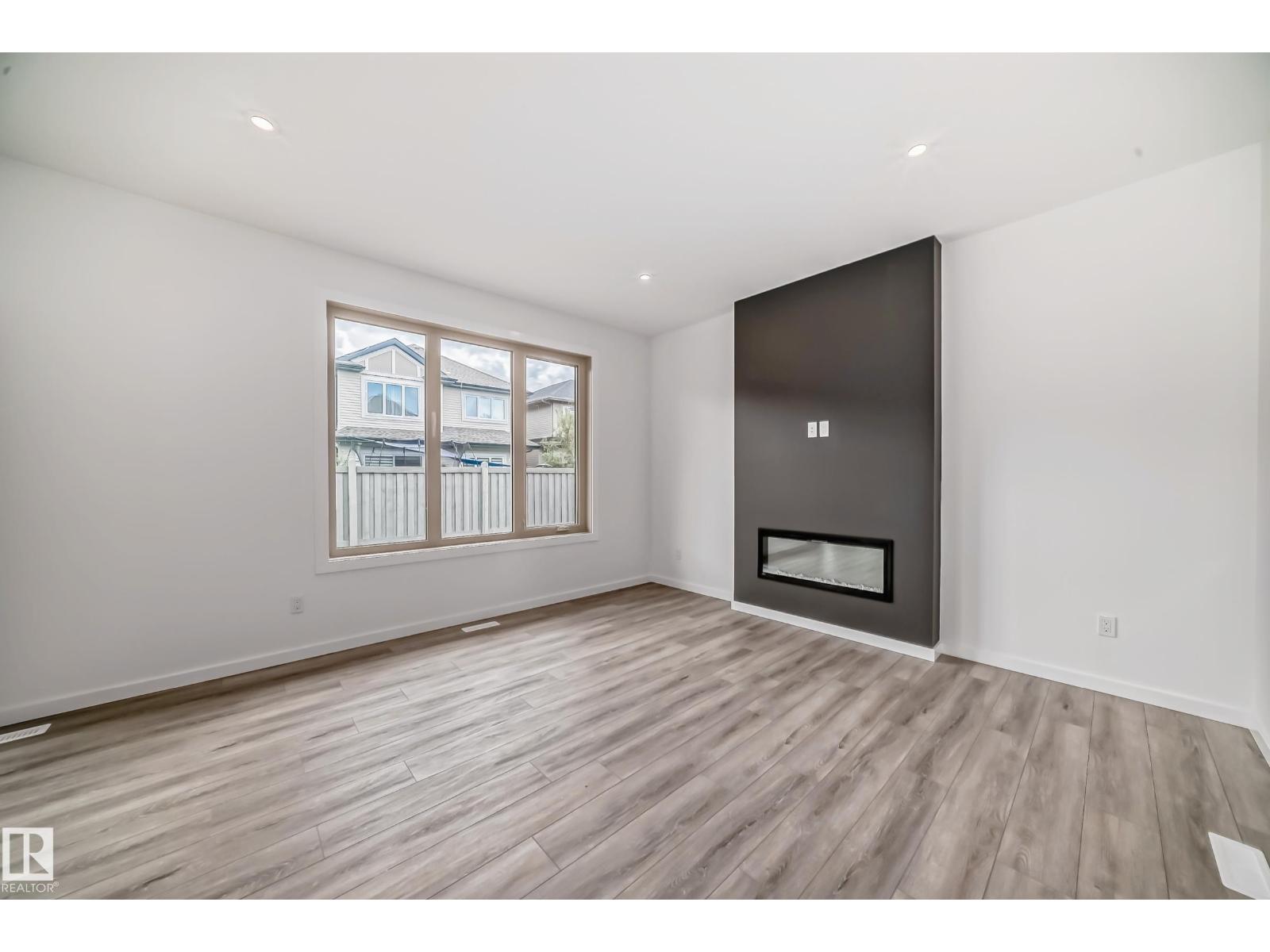 Photo 5 of 1401 Ainslie Wd Sw, Edmonton AB