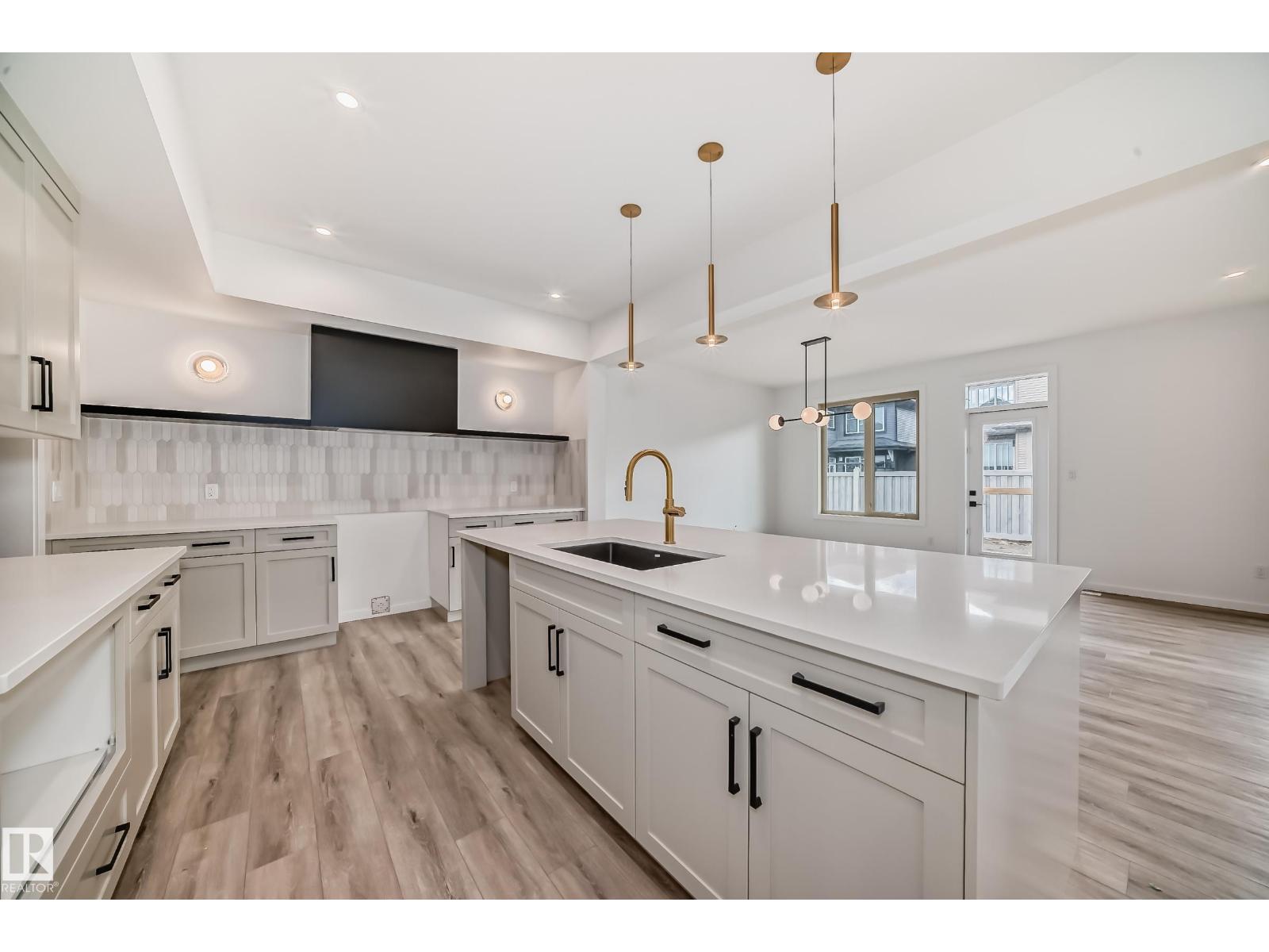 Photo 32 of 1401 Ainslie Wd Sw, Edmonton AB