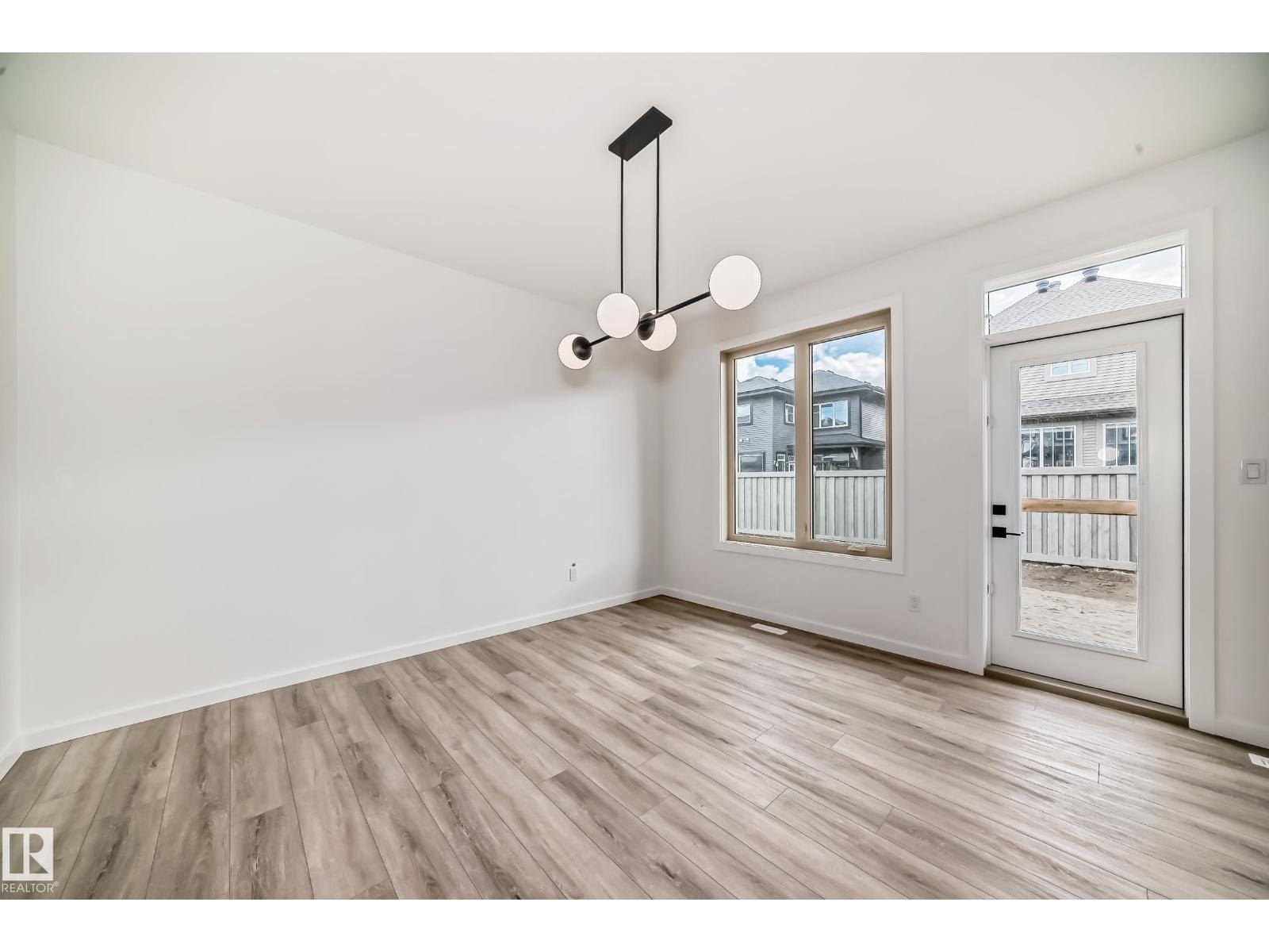 Photo 9 of 1401 Ainslie Wd Sw, Edmonton AB