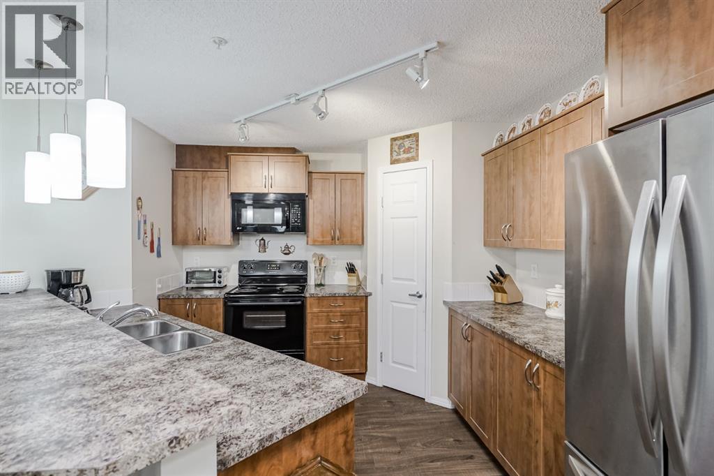 Photo 21 of 2227 700 Willowbrook Road Nw, Airdrie AB