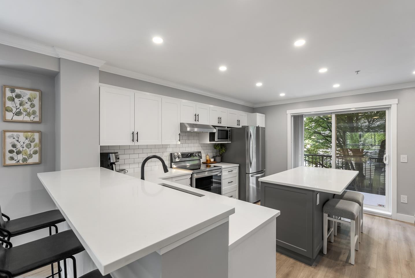 Photo 13 of 76 6747 203 Street Street, Langley BC