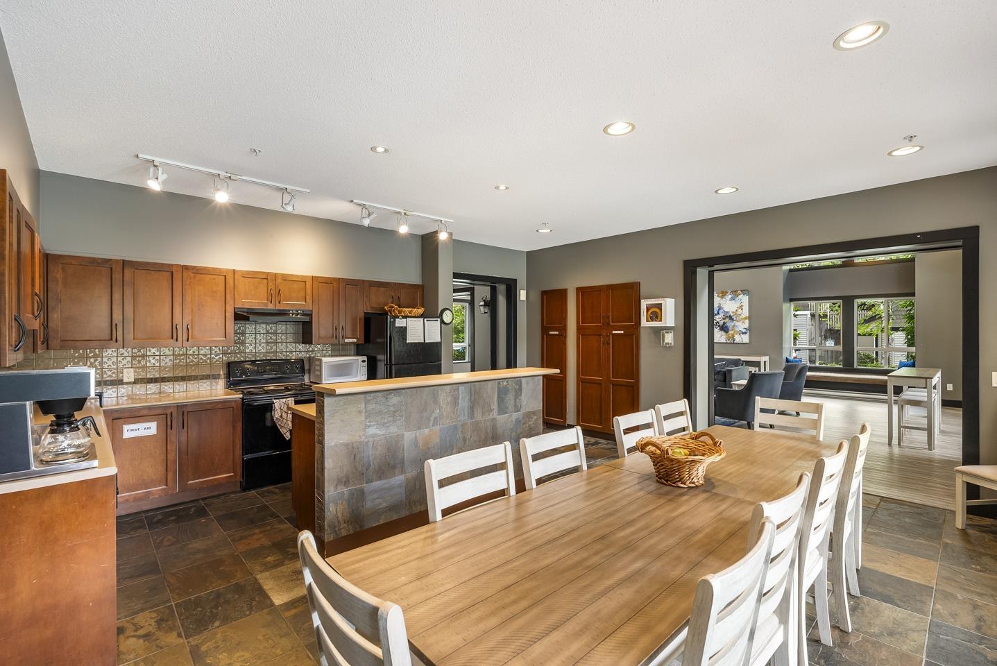 Photo 35 of 76 6747 203 Street Street, Langley BC