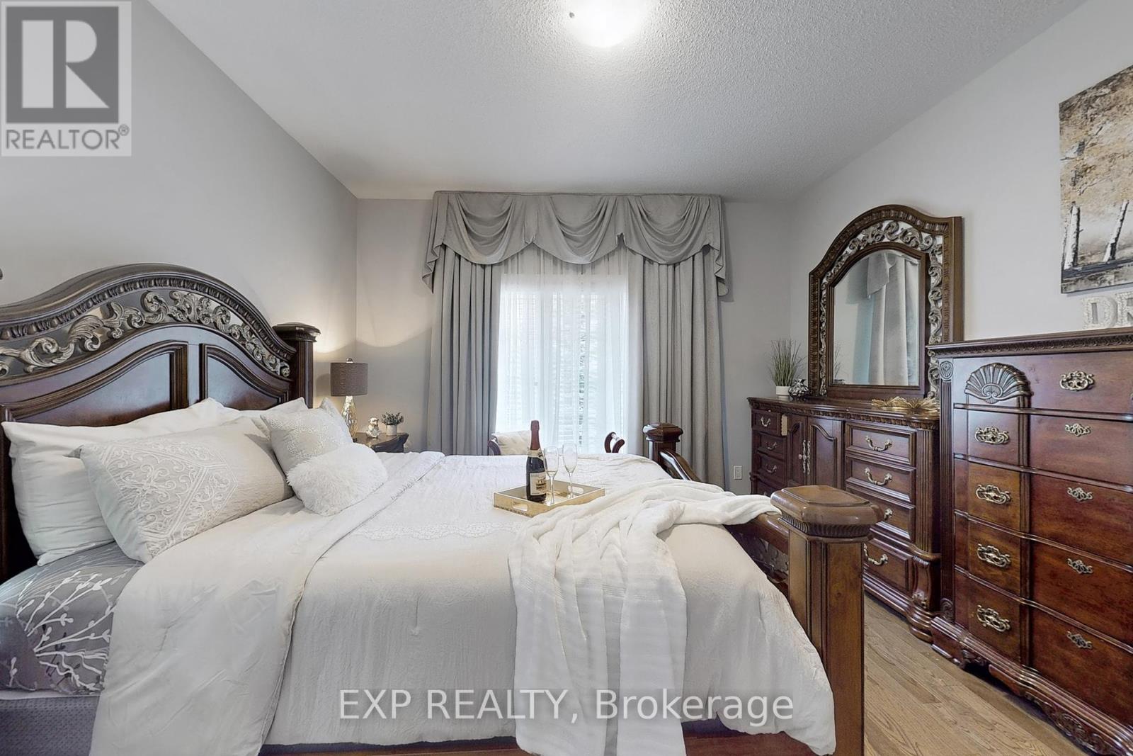 Photo 20 of 30 Muzzo Drive, Brampton ON