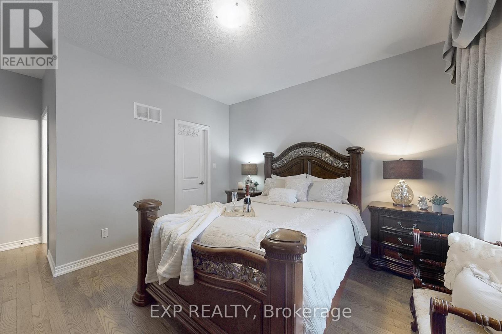 Photo 22 of 30 Muzzo Drive, Brampton ON