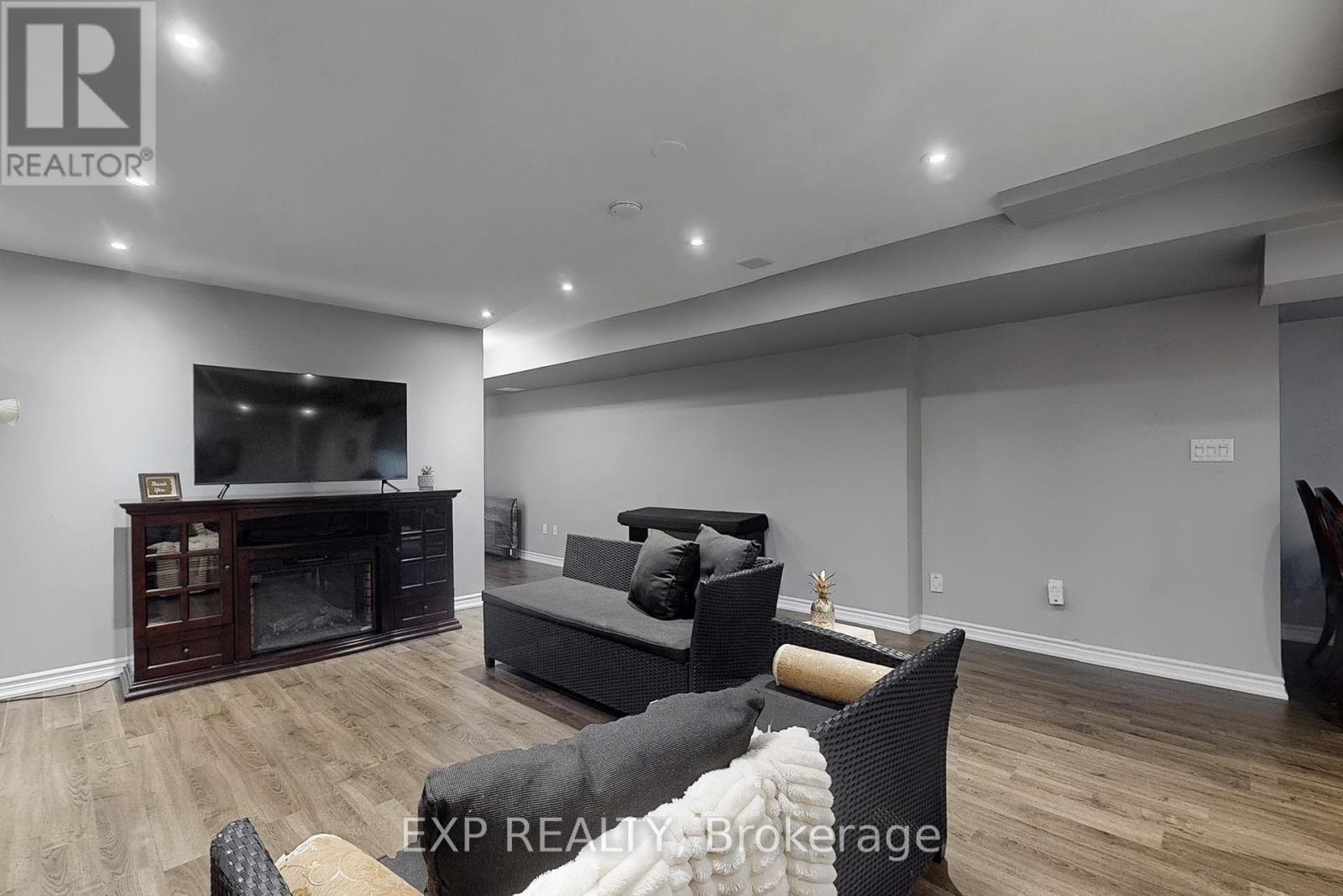 Photo 38 of 30 Muzzo Drive, Brampton ON