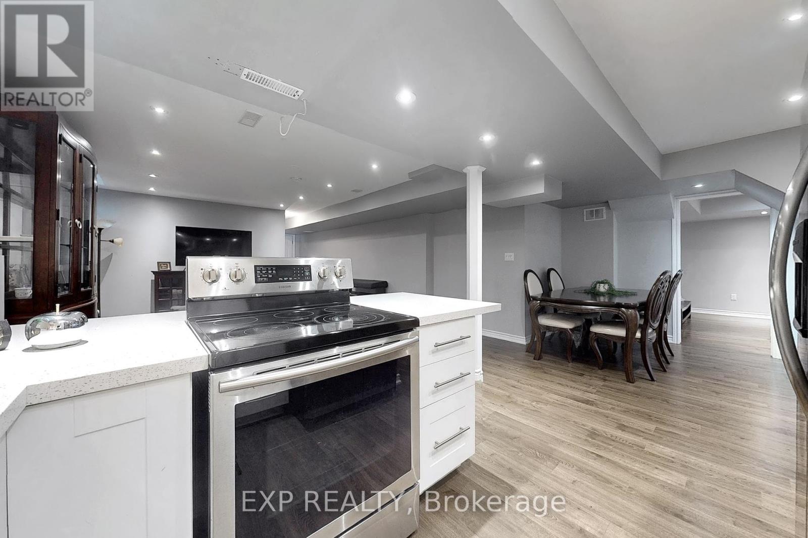 Photo 40 of 30 Muzzo Drive, Brampton ON