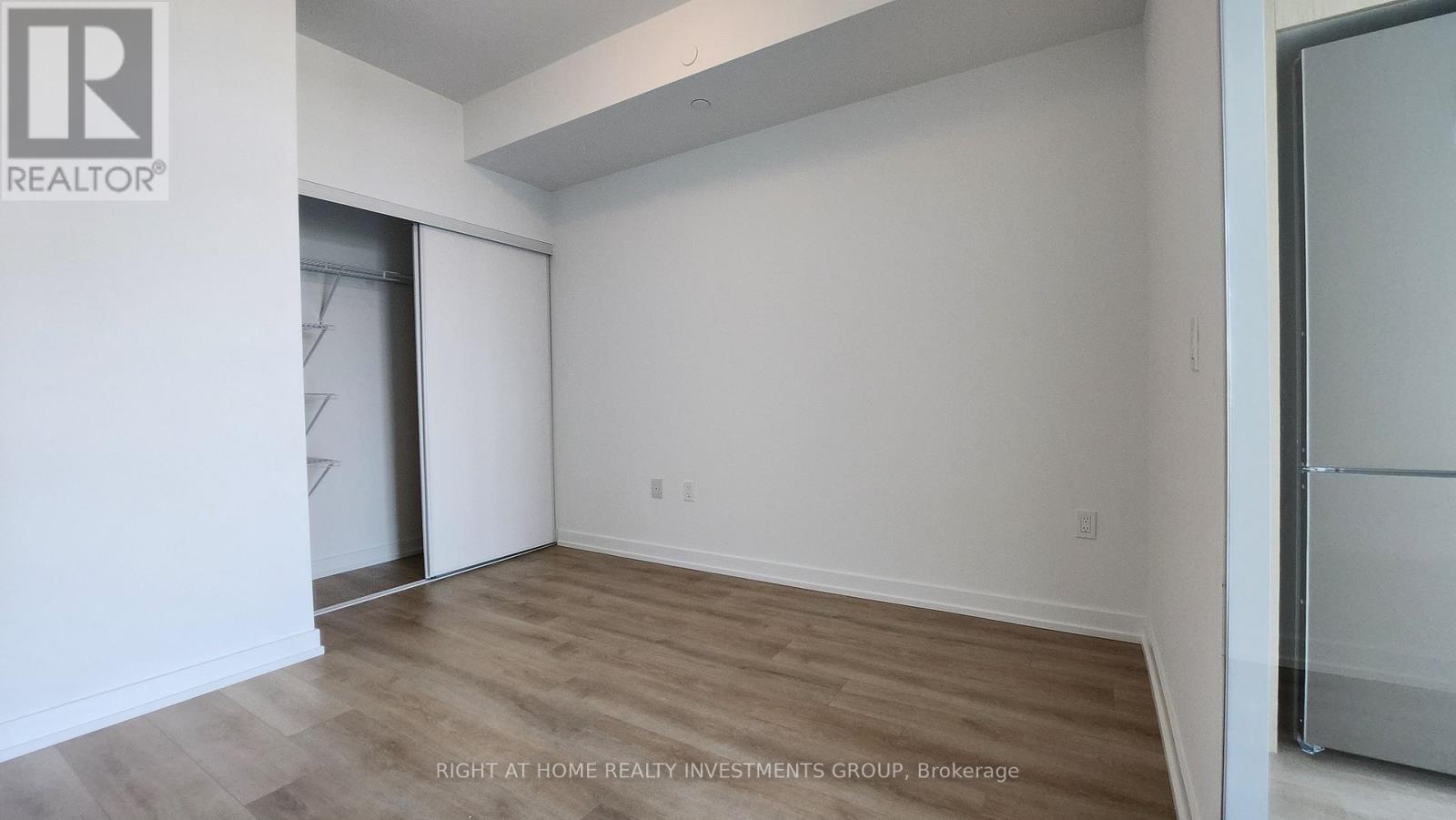 Photo 18 of 419 1195 The Queensway Avenue, Toronto ON