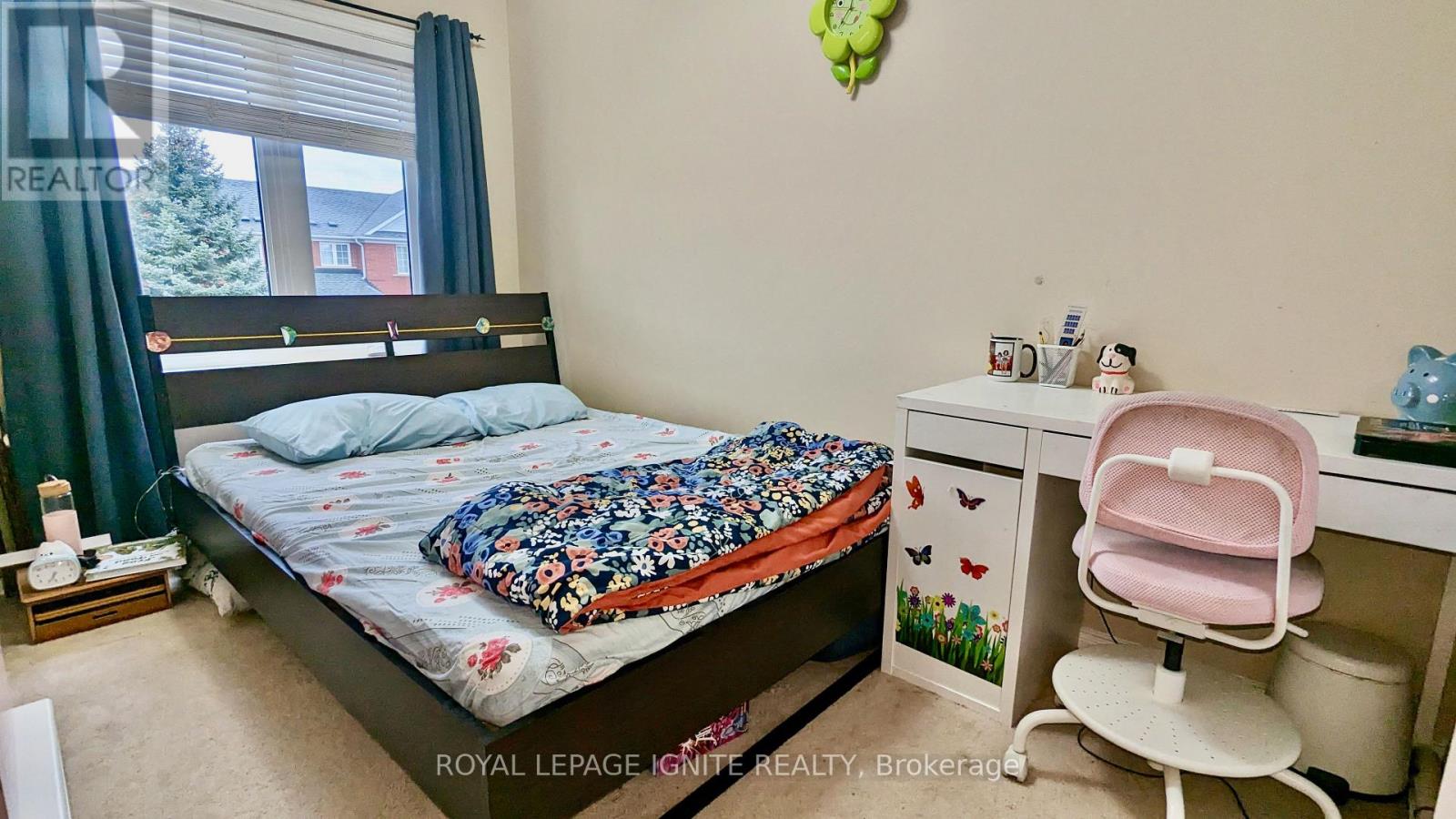 Photo 5 of 5952 Chalfont Crescent, Mississauga ON