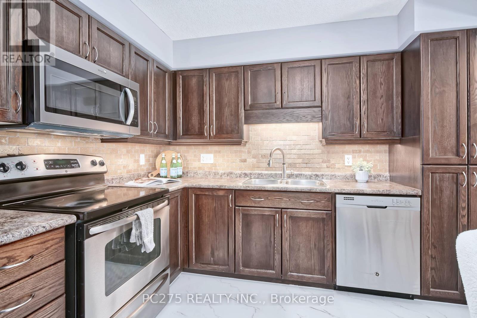 Photo 21 of 16 355 Fisher Mills Road, Cambridge ON