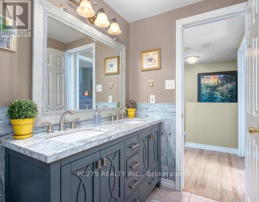 Photo 12 of 296 Millburn Boulevard, Centre Wellington ON