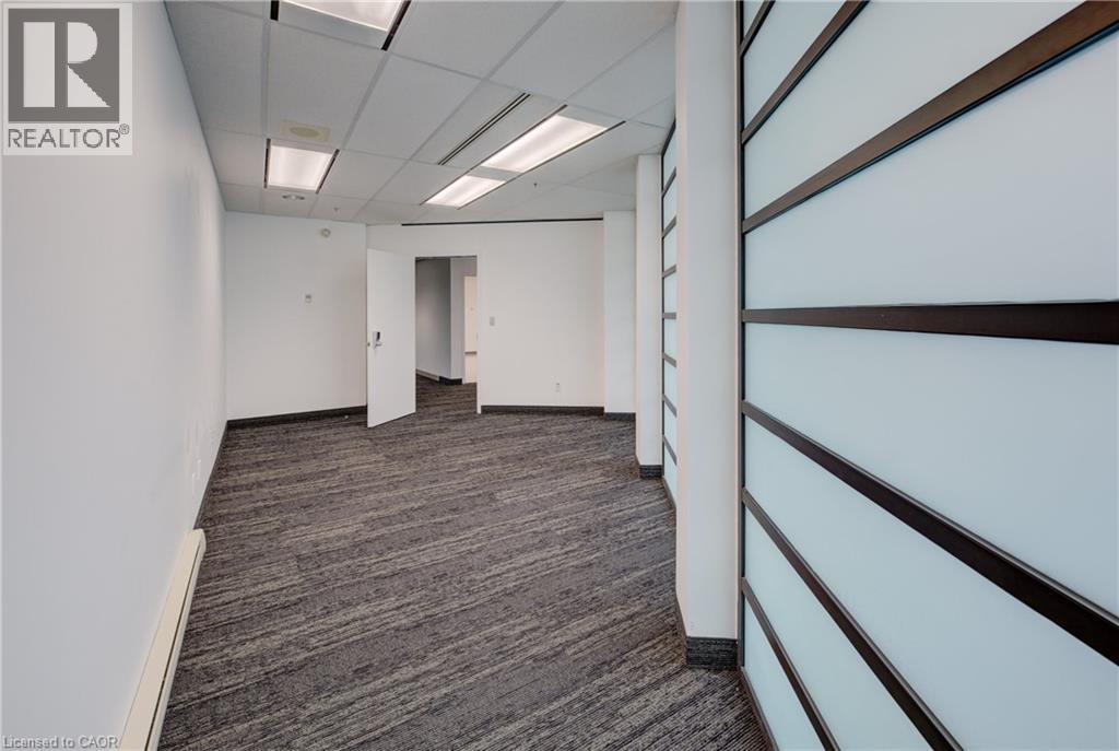 Photo 19 of 575 Riverbend Drive, Kitchener ON