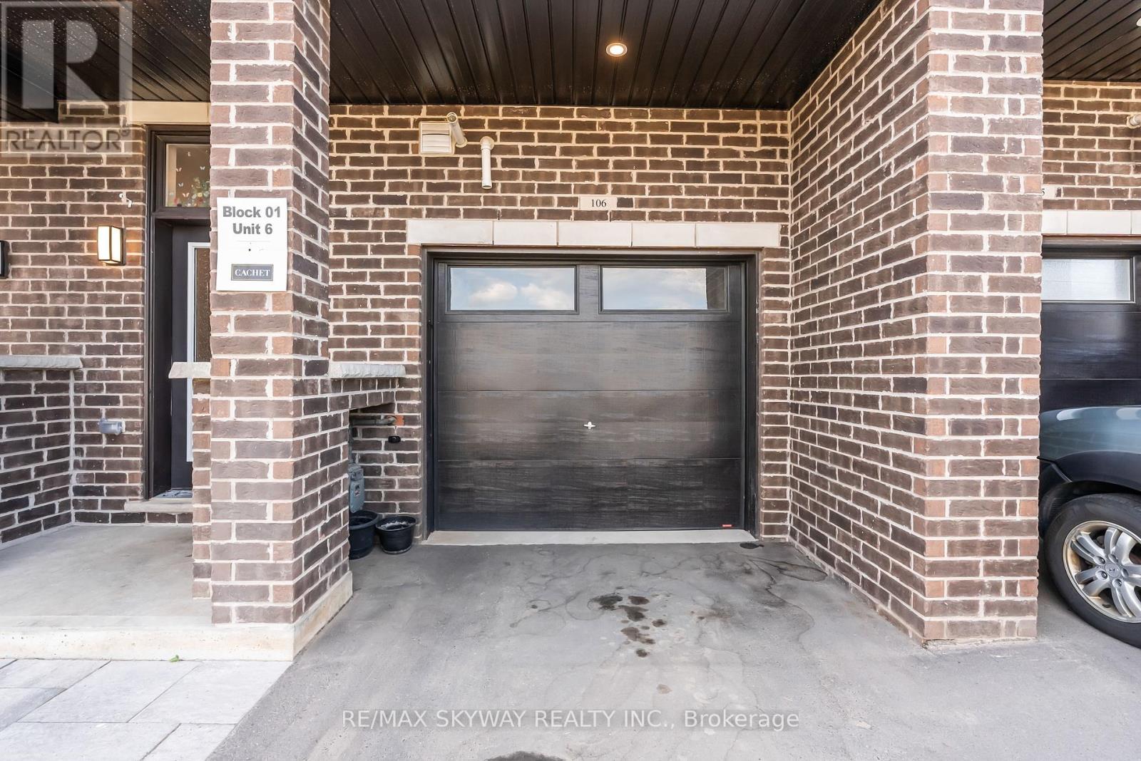 Photo 32 of 106 585 Colborne Street E, Brantford ON