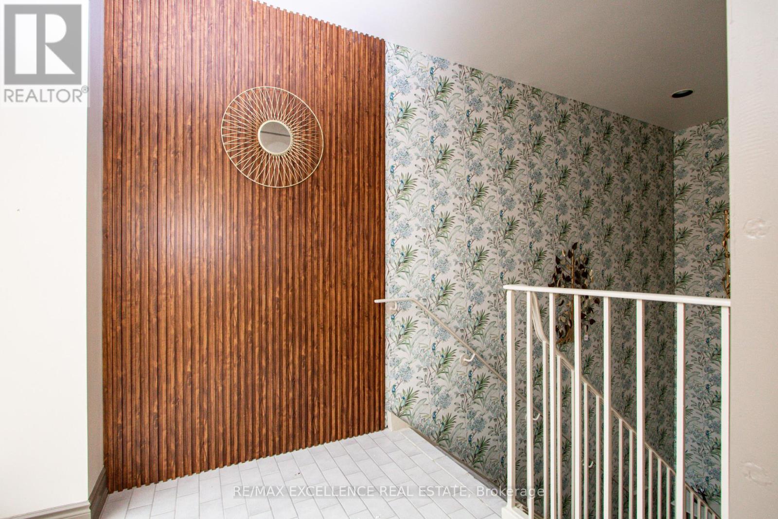 Photo 6 of 217 King Street, London East ON