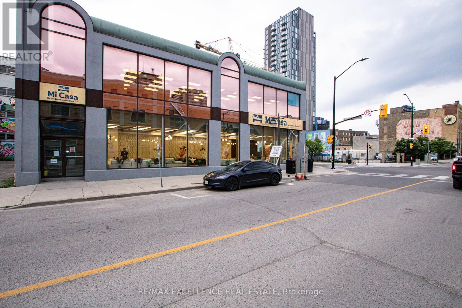 Photo 14 of 217 King Street, London East ON