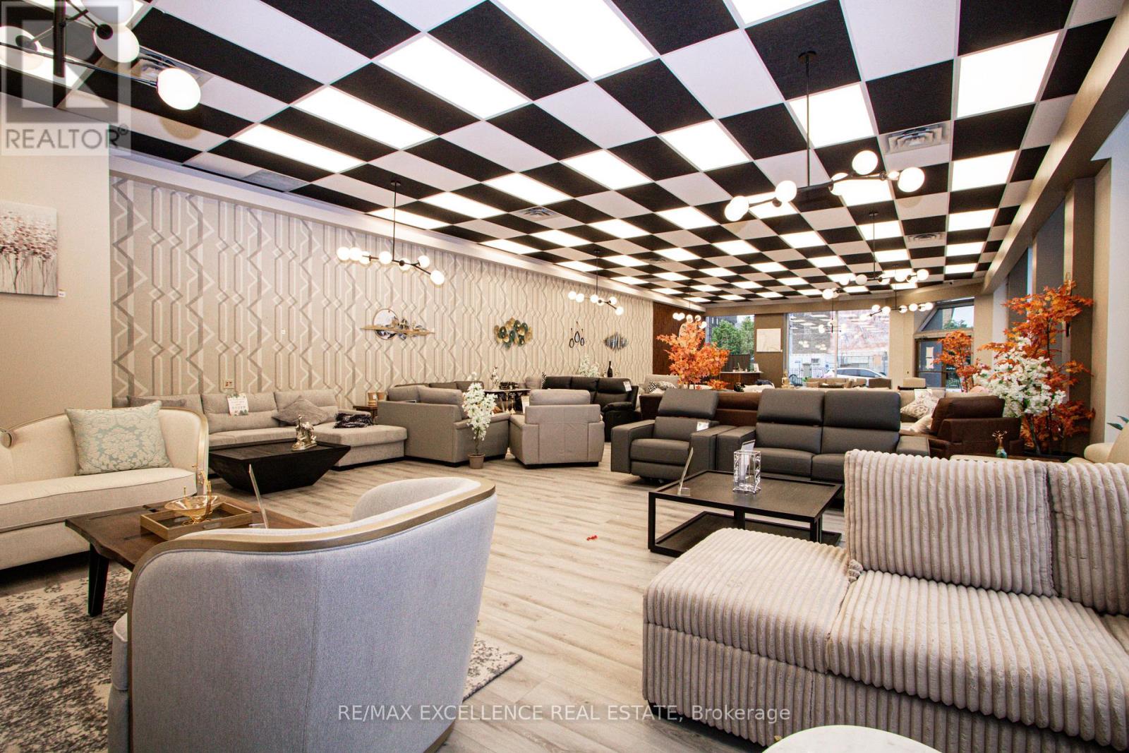 Photo 7 of 217 King Street, London East ON