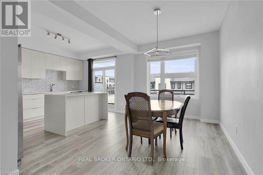 Photo 12 of 3394 Singleton Avenue, London South ON