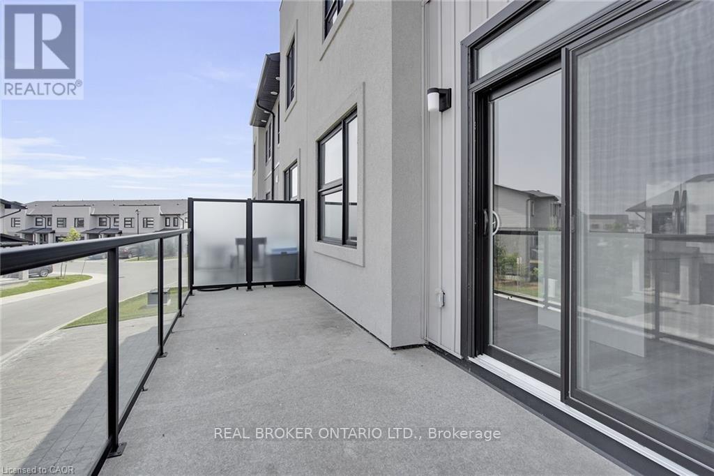Photo 19 of 3394 Singleton Avenue, London South ON