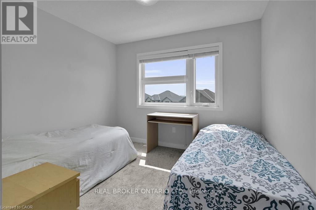 Photo 32 of 3394 Singleton Avenue, London South ON