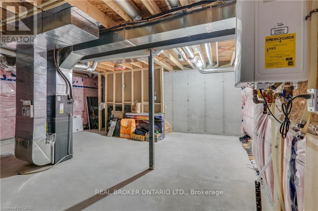 Photo 37 of 3394 Singleton Avenue, London South ON