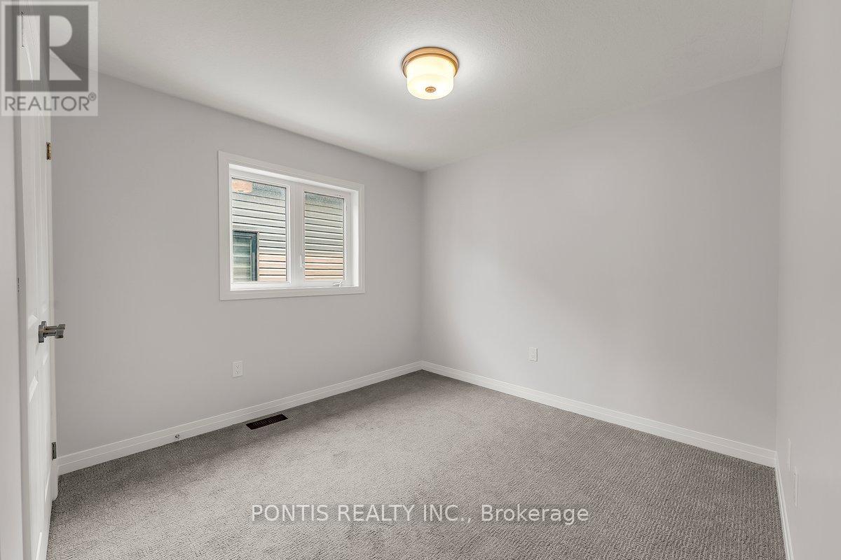 Photo 23 of 76 Hitchman Street, Brant ON