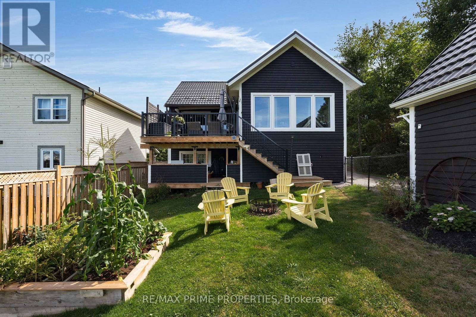 Photo 11 of 12 Coates Avenue, Bracebridge ON