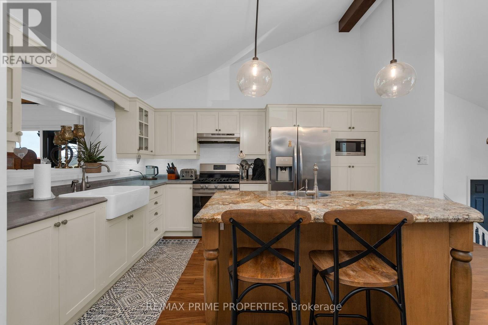 Photo 24 of 12 Coates Avenue, Bracebridge ON