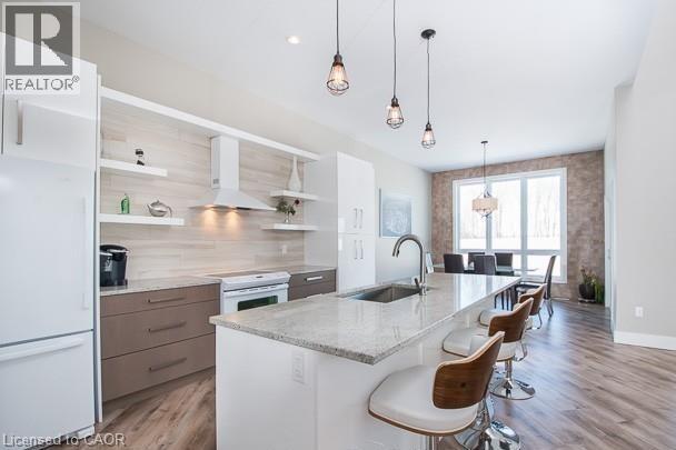 Photo 8 of 613 Sweetbay Crescent, Sarnia ON