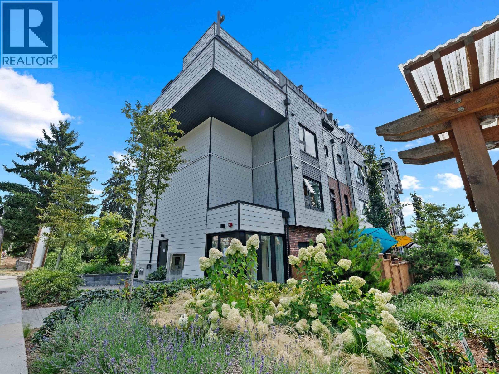 Photo 20 of 161 565 E 2nd Street, North Vancouver BC