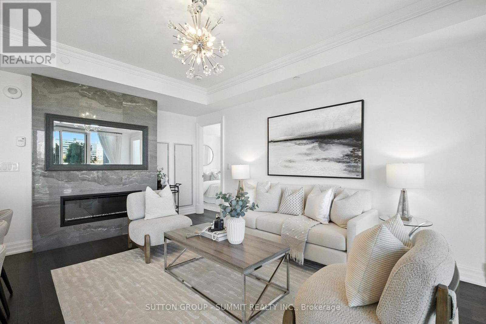 Photo 10 of 404 2060 Lakeshore Road, Burlington ON