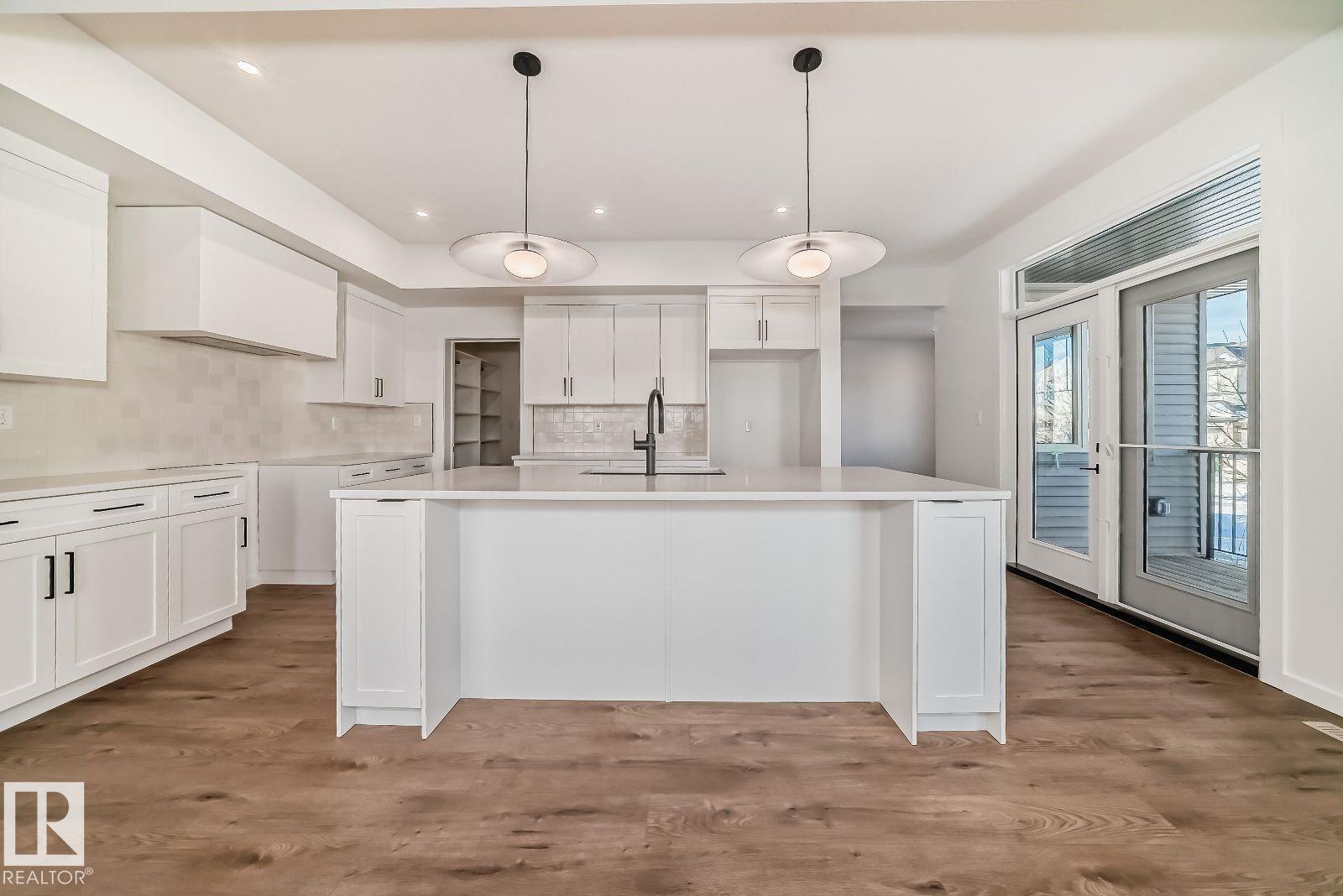 Photo 18 of 1365 Ainslie Wd Sw, Edmonton AB