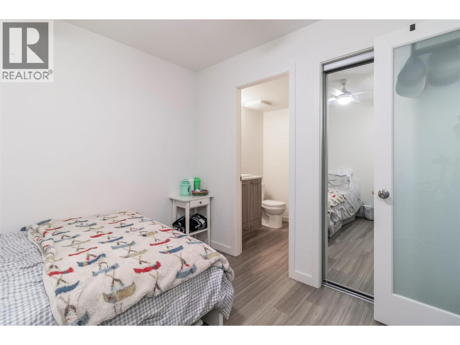 210 881 Academy Way, Kelowna