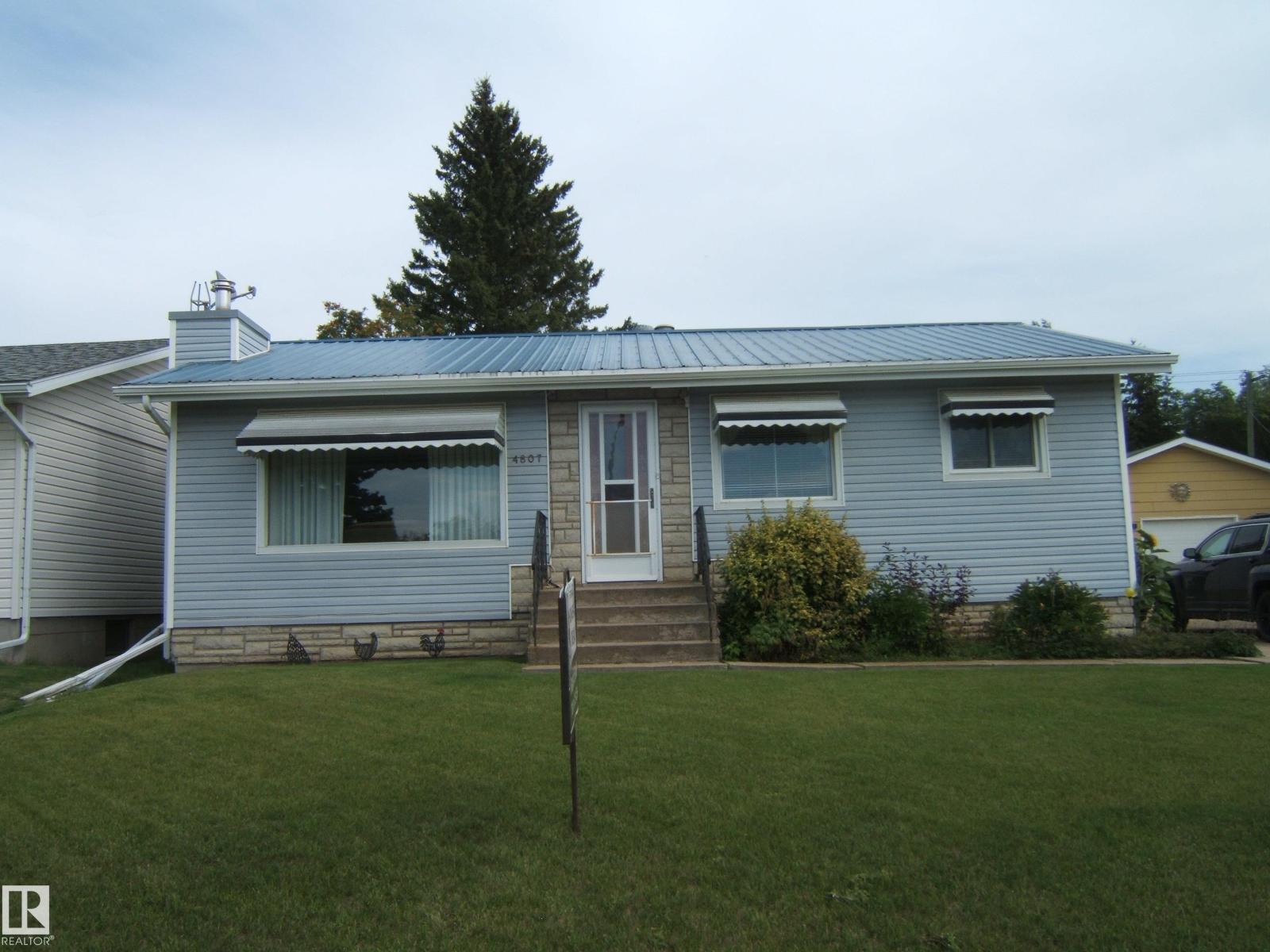 Photo 30 of 4807 46 St, Two Hills AB