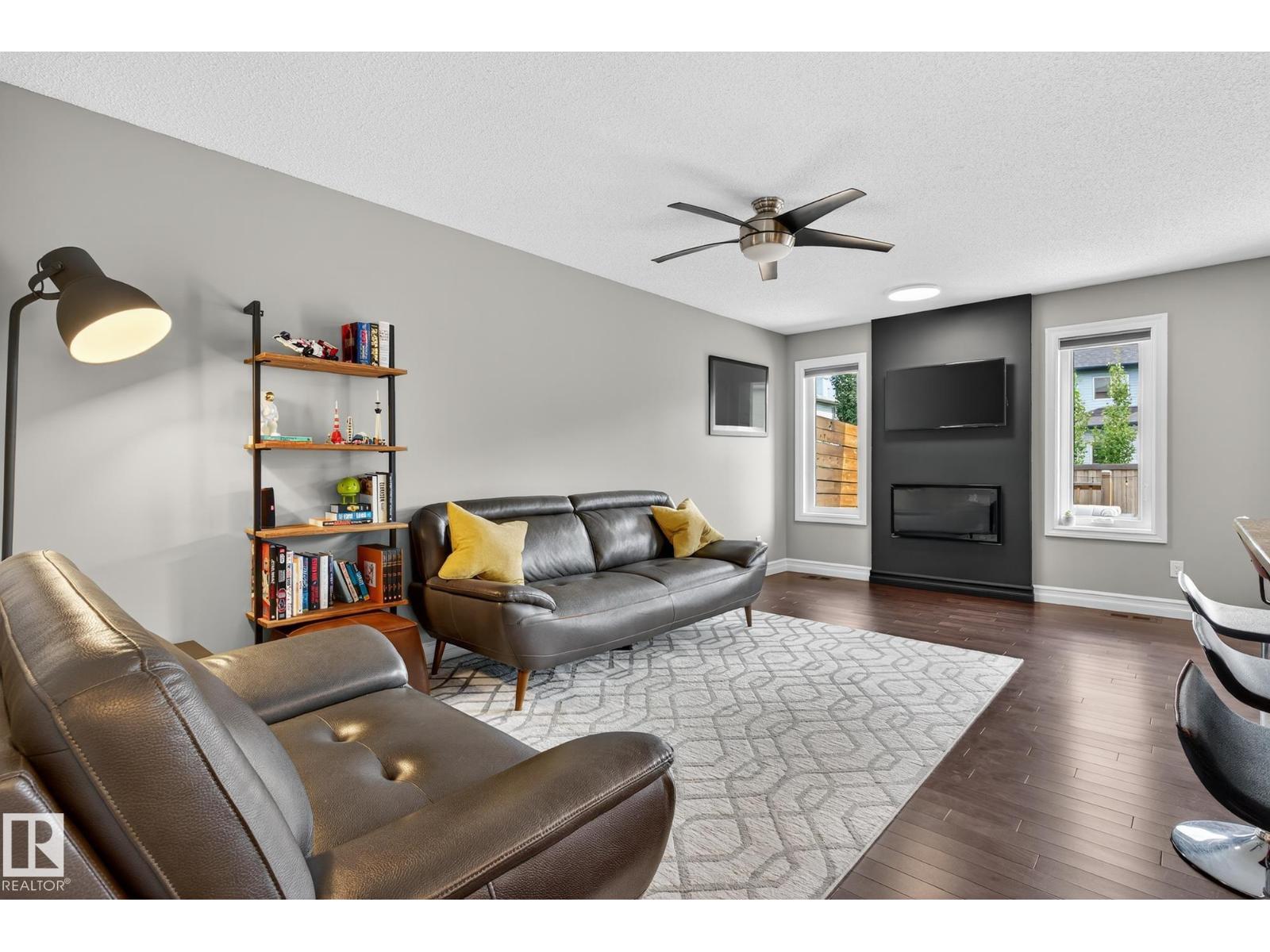 Photo 23 of 16833 120 St Nw, Edmonton AB