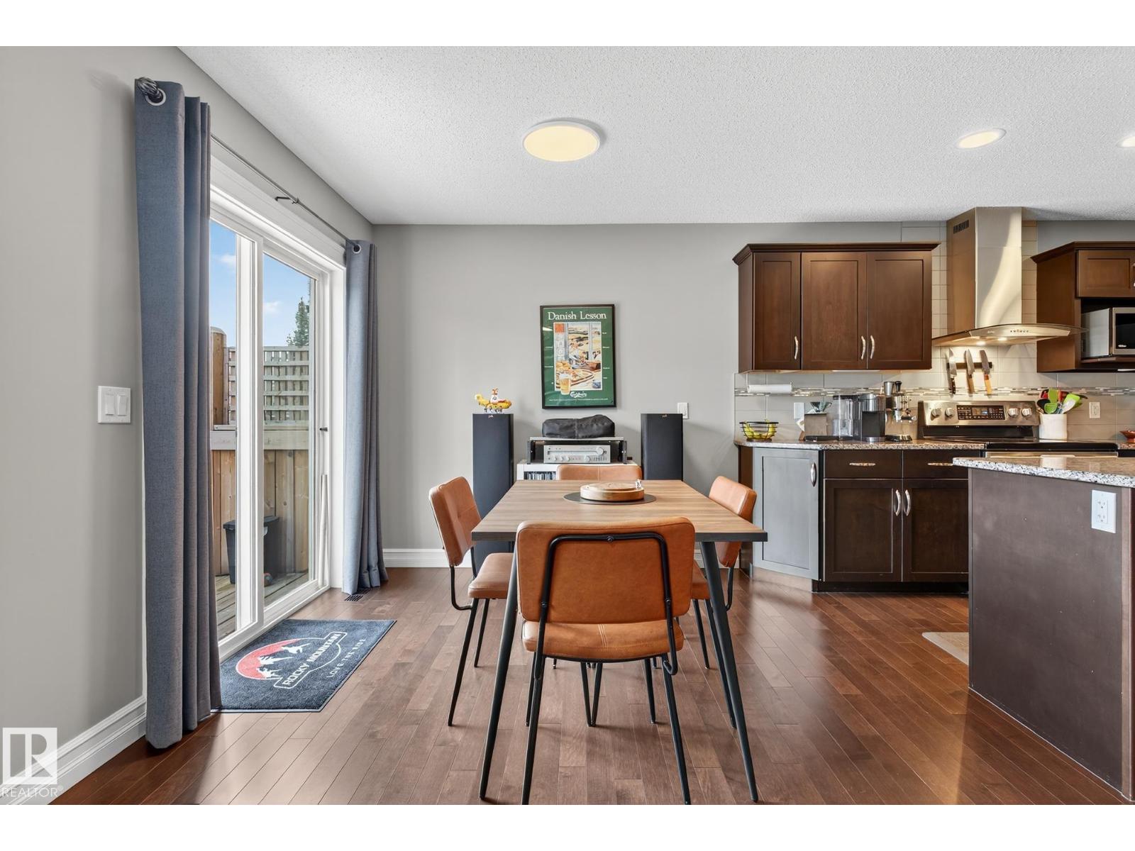 Photo 25 of 16833 120 St Nw, Edmonton AB