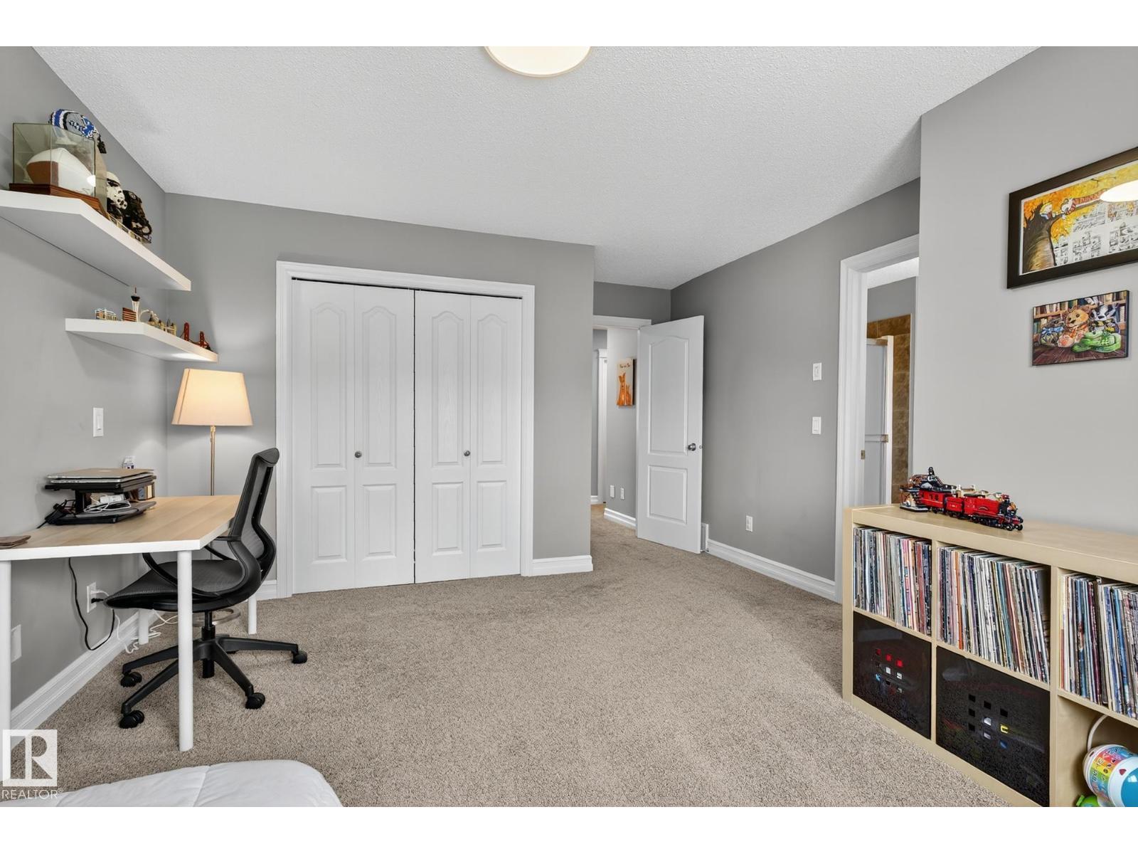 Photo 33 of 16833 120 St Nw, Edmonton AB