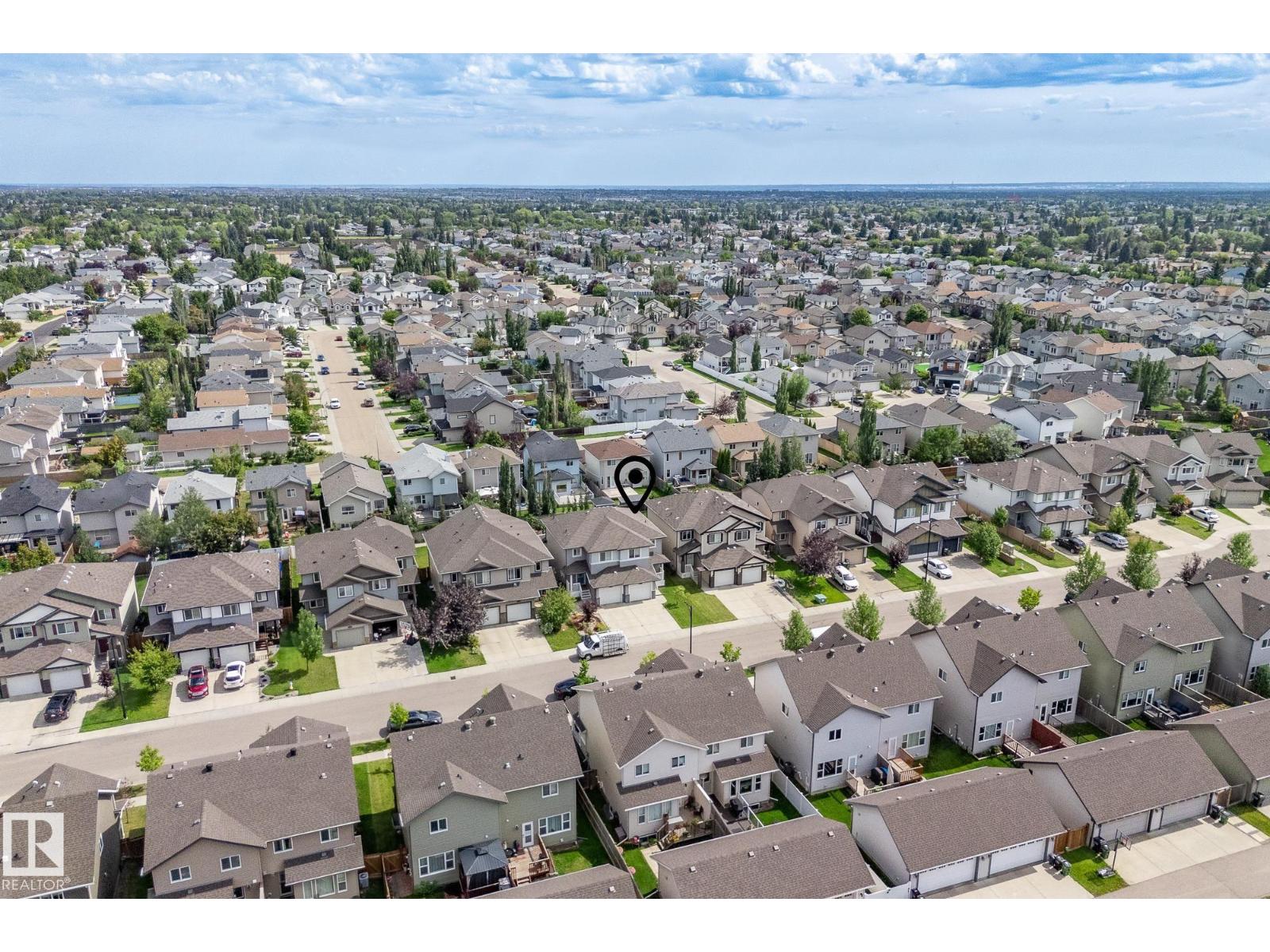 Photo 31 of 16833 120 St Nw, Edmonton AB