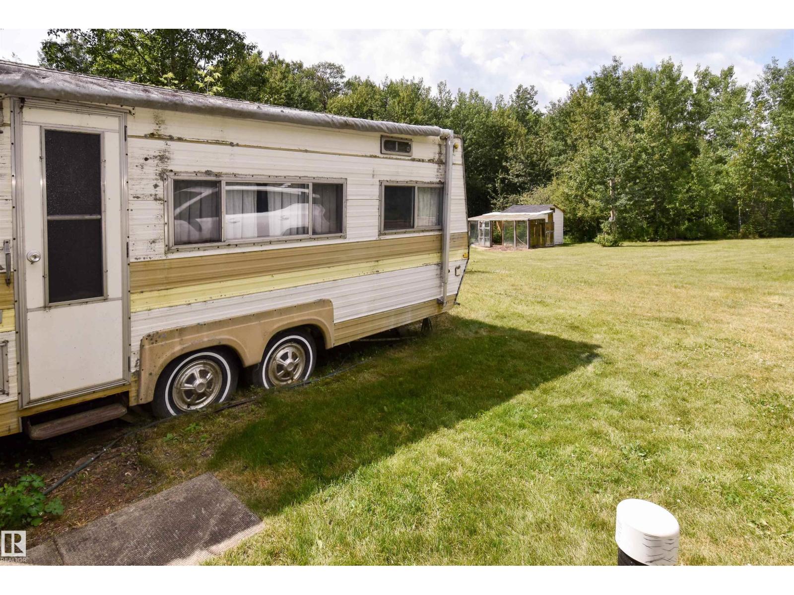 Photo 15 of 1 54429 Ste Anne Trail, Rural Lac Ste Anne County AB