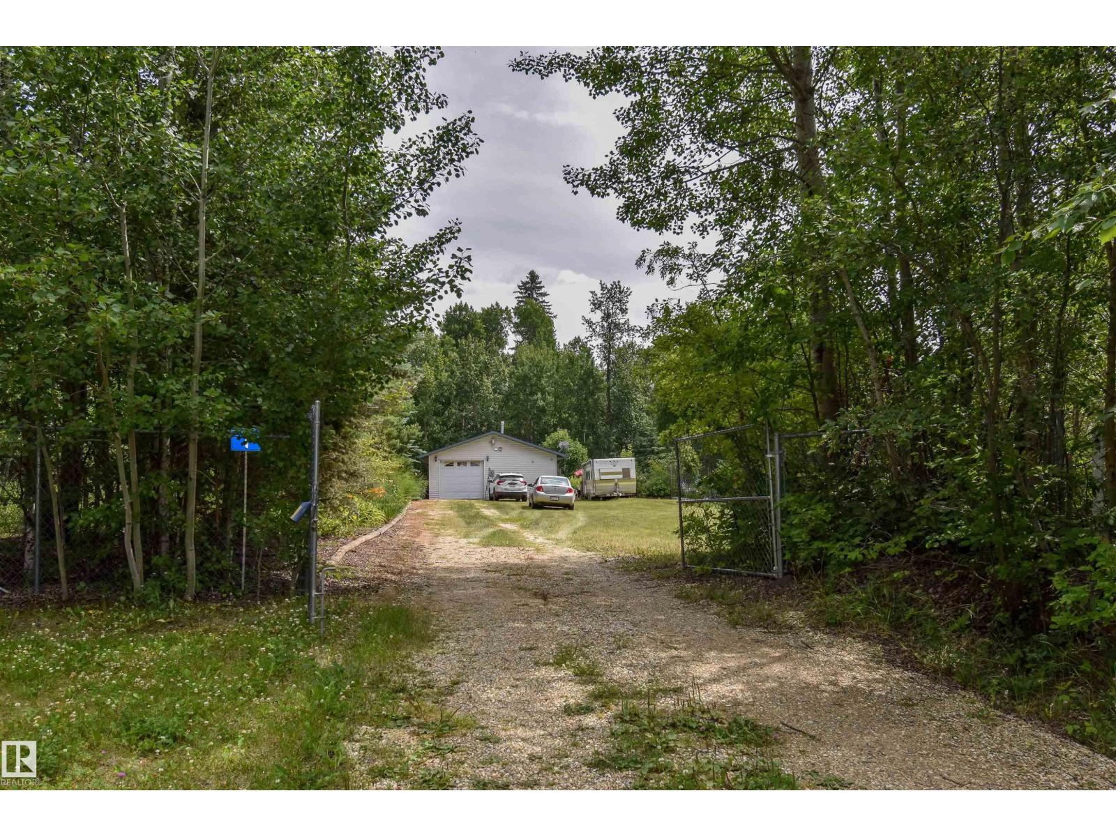 Photo 13 of 1 54429 Ste Anne Trail, Rural Lac Ste Anne County AB