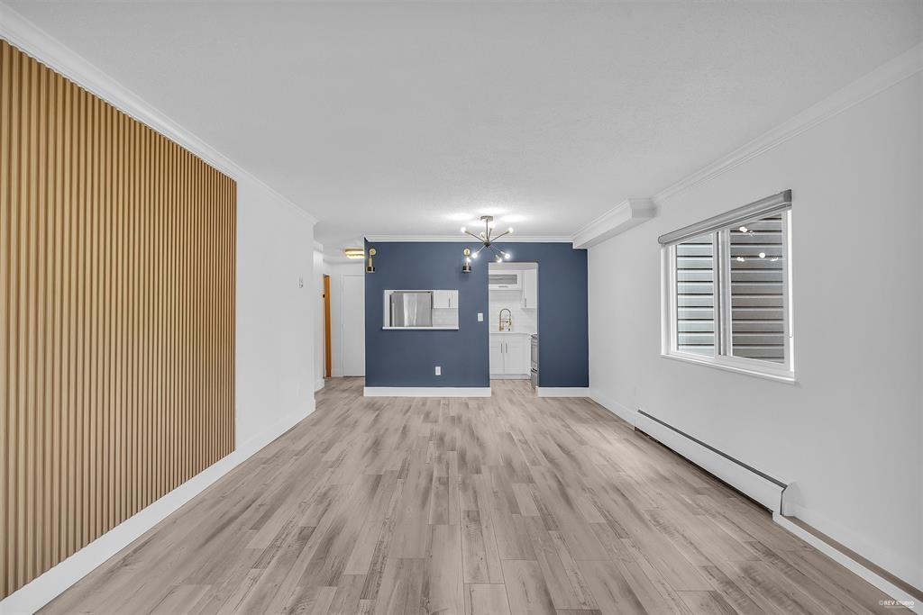 Photo 4 of 102 1555 Fir Street, White Rock BC