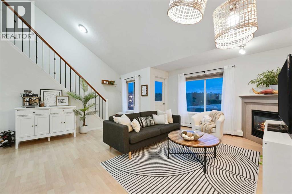 Single Family House Multi-level for Sale in    Street SW Sunalta Calgary 