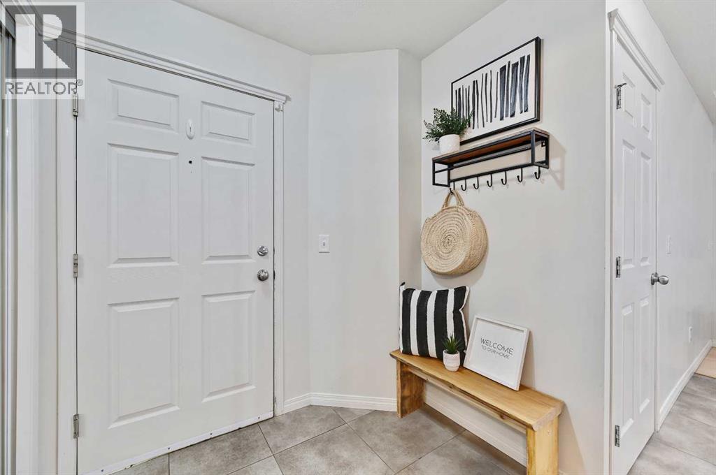 Single Family House Multi-level for Sale in    Street SW Sunalta Calgary 
