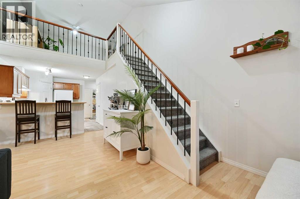 Single Family House Multi-level for Sale in    Street SW Sunalta Calgary 