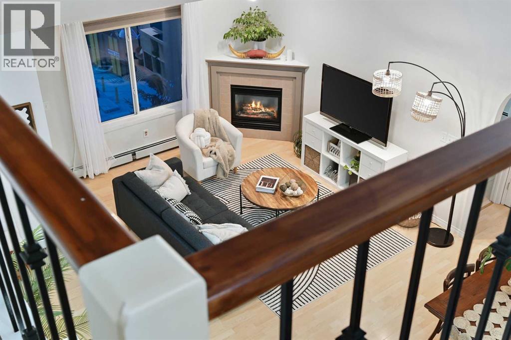 Single Family House Multi-level for Sale in    Street SW Sunalta Calgary 