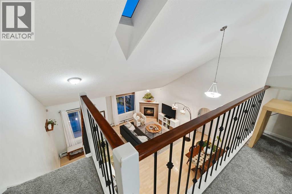 Single Family House Multi-level for Sale in    Street SW Sunalta Calgary 